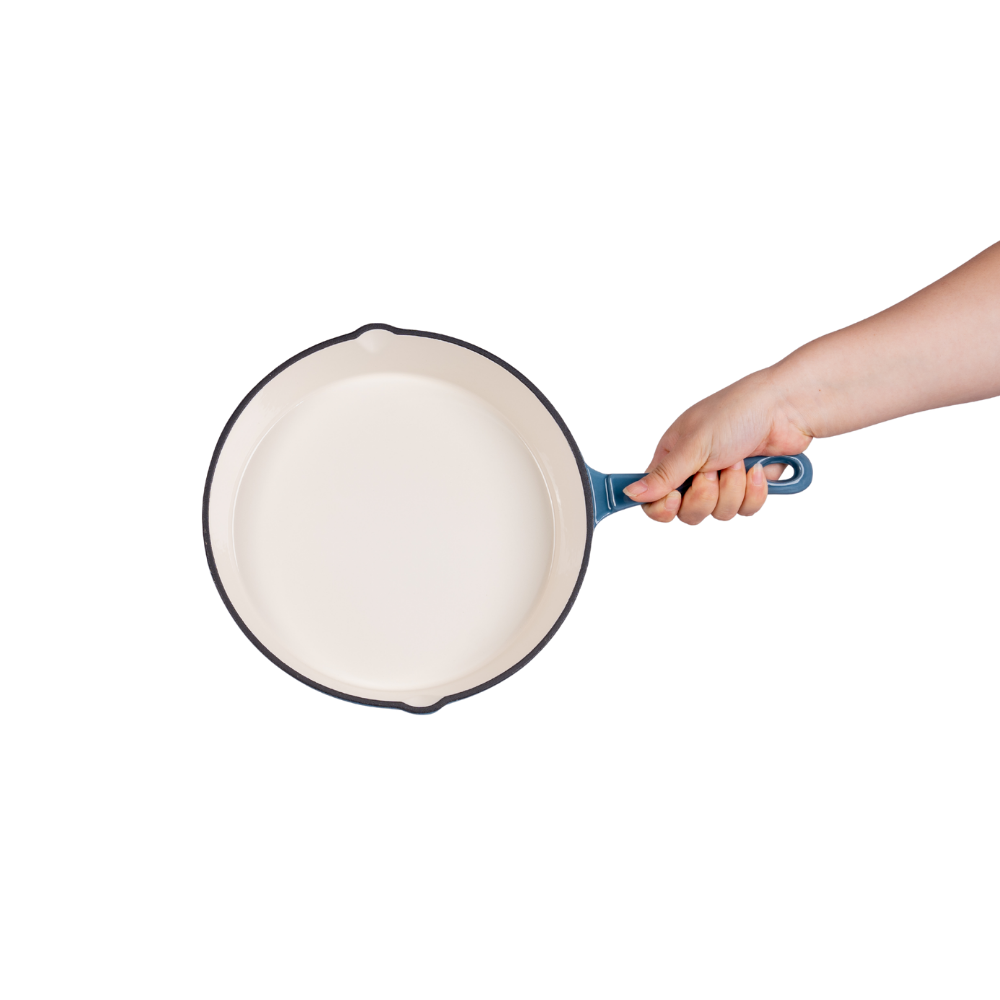 Traditional enameled cast iron skillet - Image 5