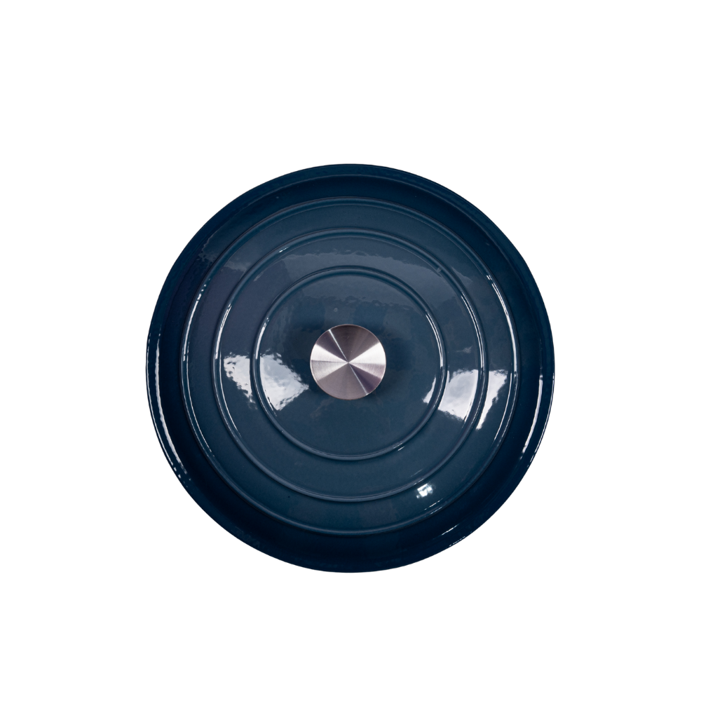 Traditional enameled cast iron shallow casserole - Image 10