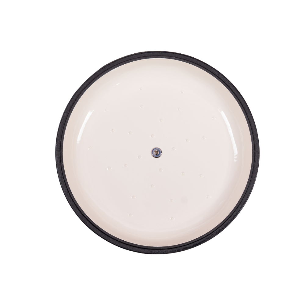 Traditional enameled cast iron shallow casserole - Image 10