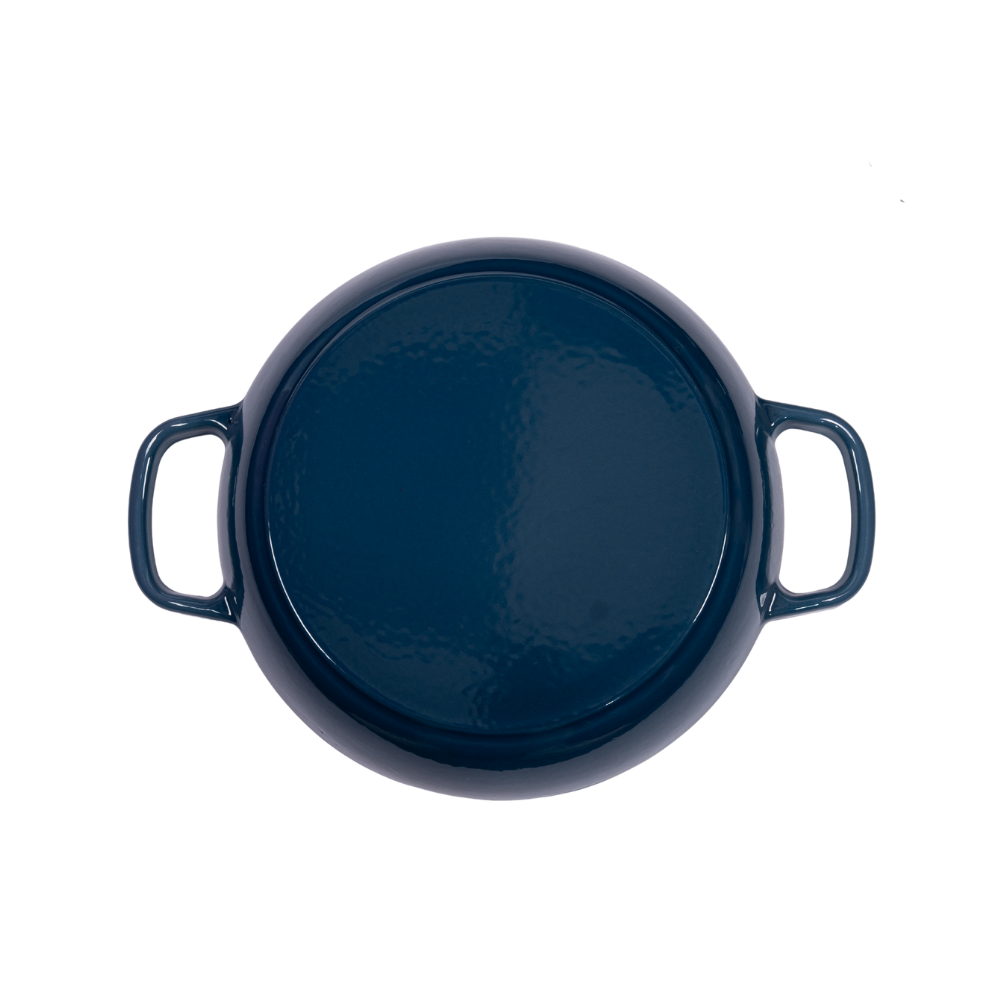 Traditional enameled cast iron shallow casserole - Image 8